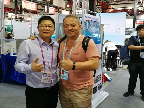 廣東環(huán)保空調(diào)廠家瑞泰風(fēng)參展廣交會，一路人氣暴漲